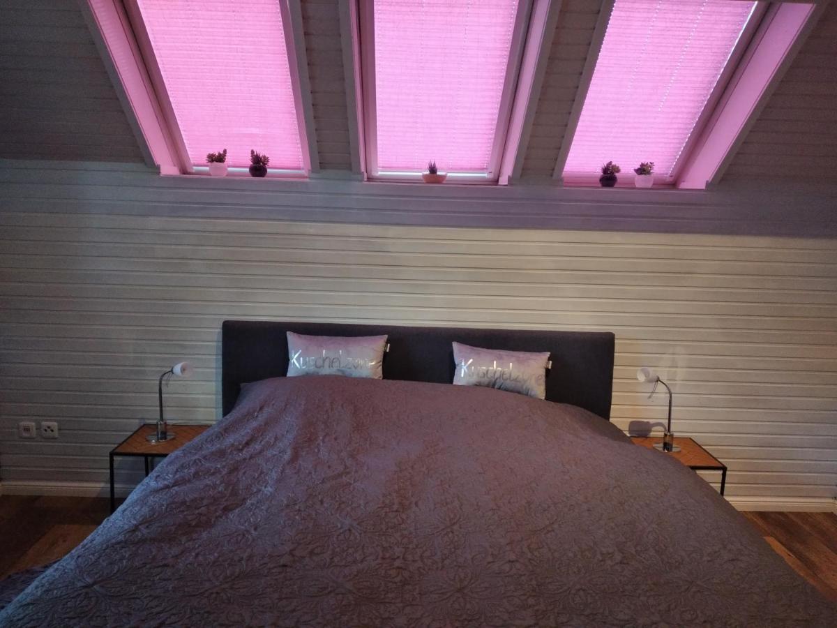 Ferienwohnung "Kunterbunt" Mit Burgblick Und Dachterrasse Monschau Buitenkant foto