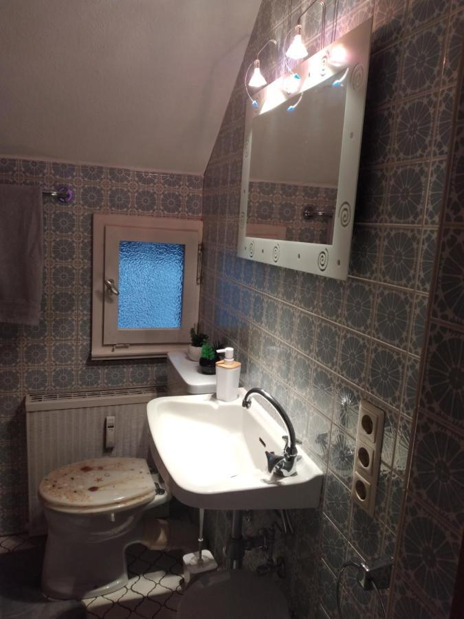 Ferienwohnung "Kunterbunt" Mit Burgblick Und Dachterrasse Monschau Buitenkant foto