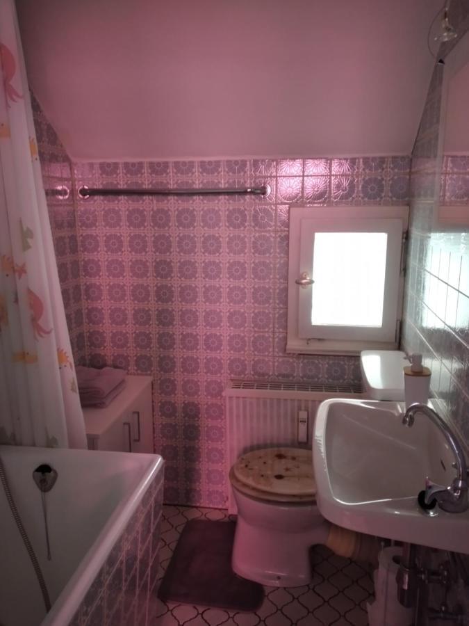 Ferienwohnung "Kunterbunt" Mit Burgblick Und Dachterrasse Monschau Buitenkant foto